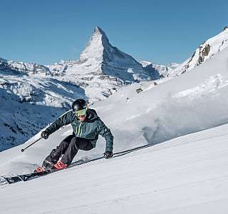 Skifahren in den Bergen