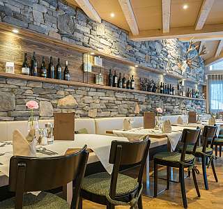 Cozy restaurant atmosphere